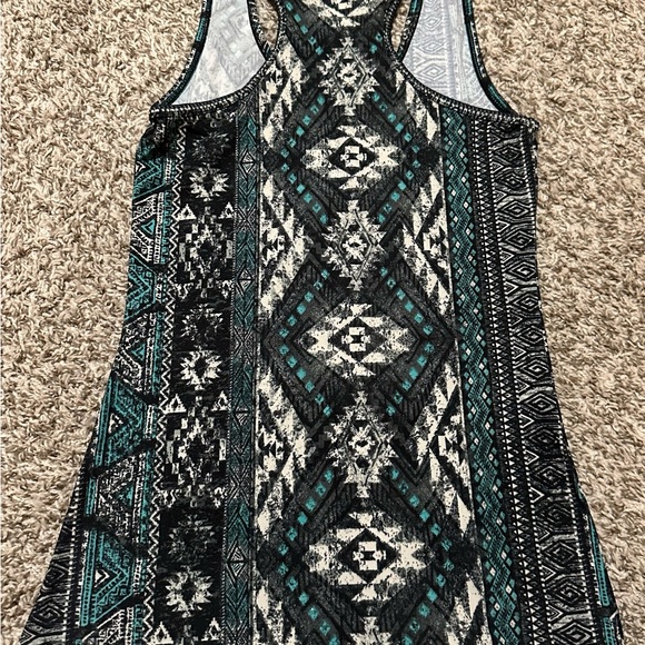 Hot Kiss Geometric Print Tank Top - Black and Teal - Picture 2 of 3